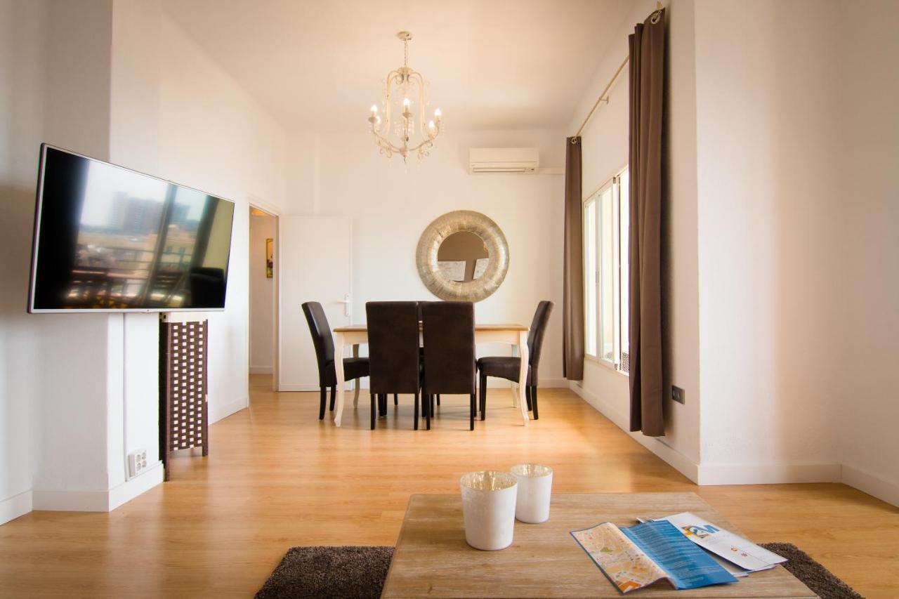 Holidays2Malaga Terraza & Junto Puerto Deportivo Екстериор снимка