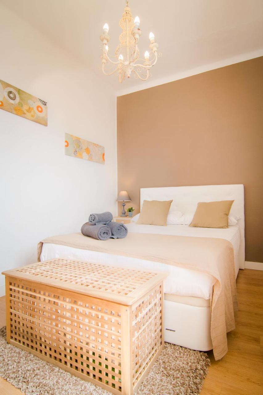 Holidays2Malaga Terraza & Junto Puerto Deportivo Екстериор снимка