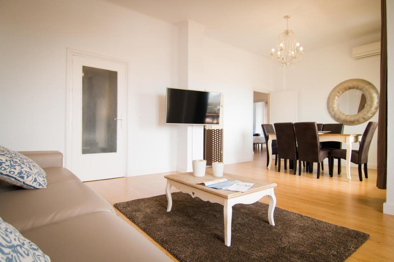 Holidays2Malaga Terraza & Junto Puerto Deportivo Екстериор снимка