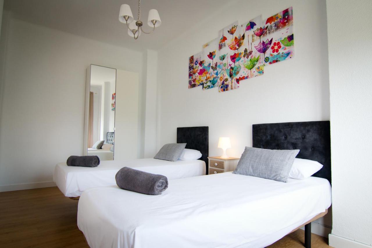Holidays2Malaga Terraza & Junto Puerto Deportivo Екстериор снимка