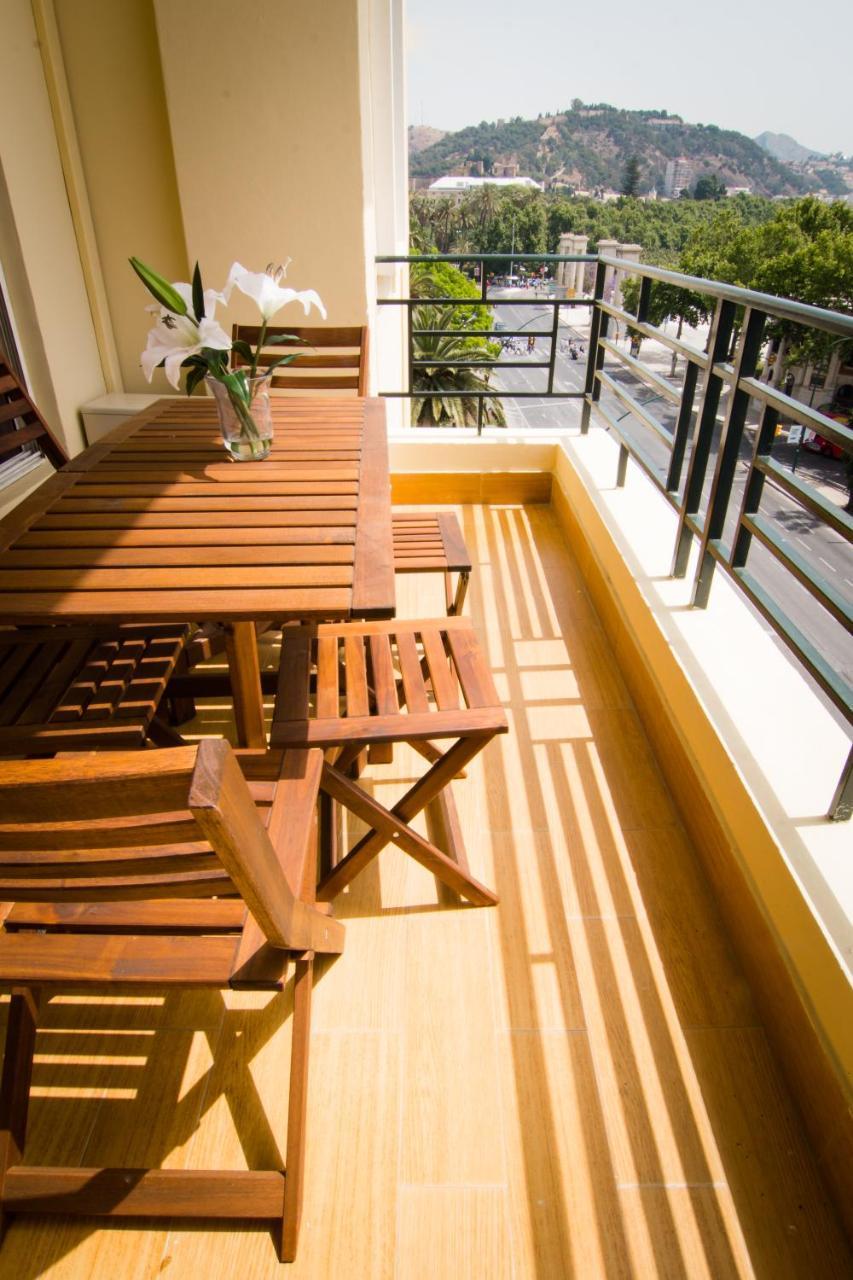 Holidays2Malaga Terraza & Junto Puerto Deportivo Екстериор снимка