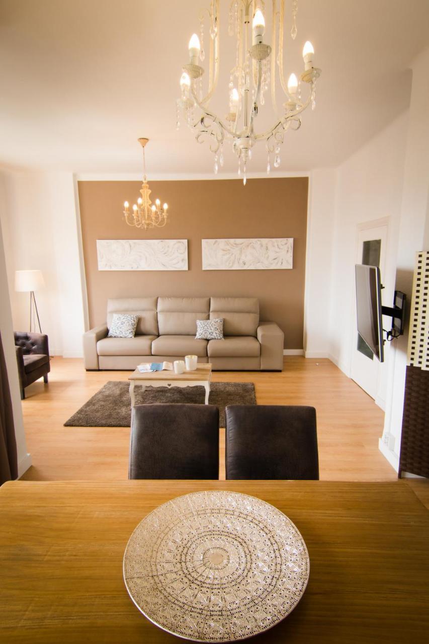 Holidays2Malaga Terraza & Junto Puerto Deportivo Екстериор снимка